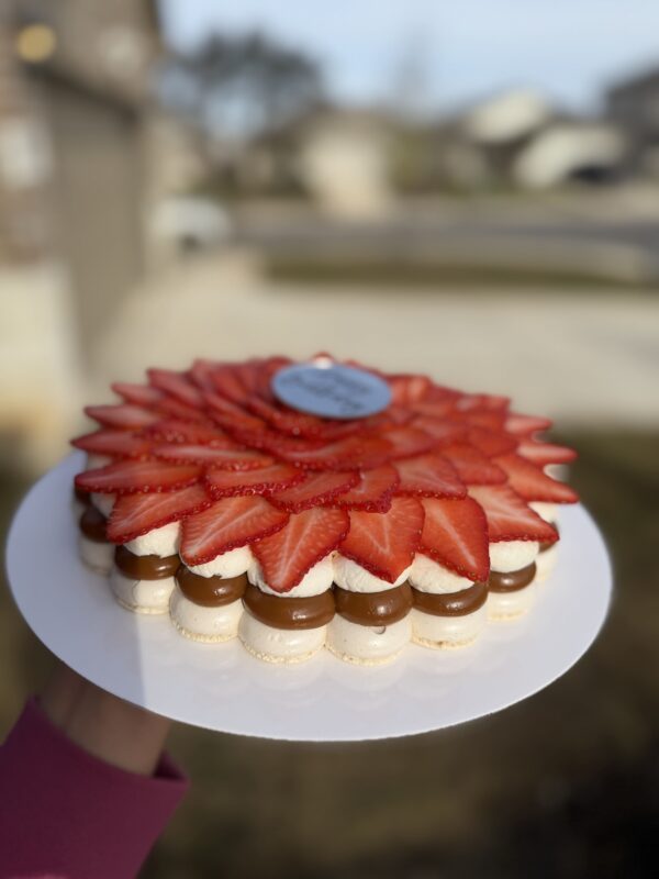 Pavlova 8"